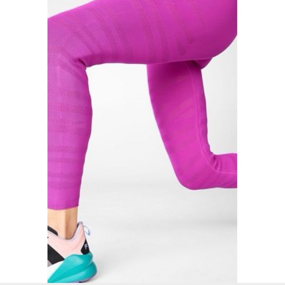 Fabletics High-Waisted SculptKnit Zebra 7/8 Size M Medium - Picture 3 of 9